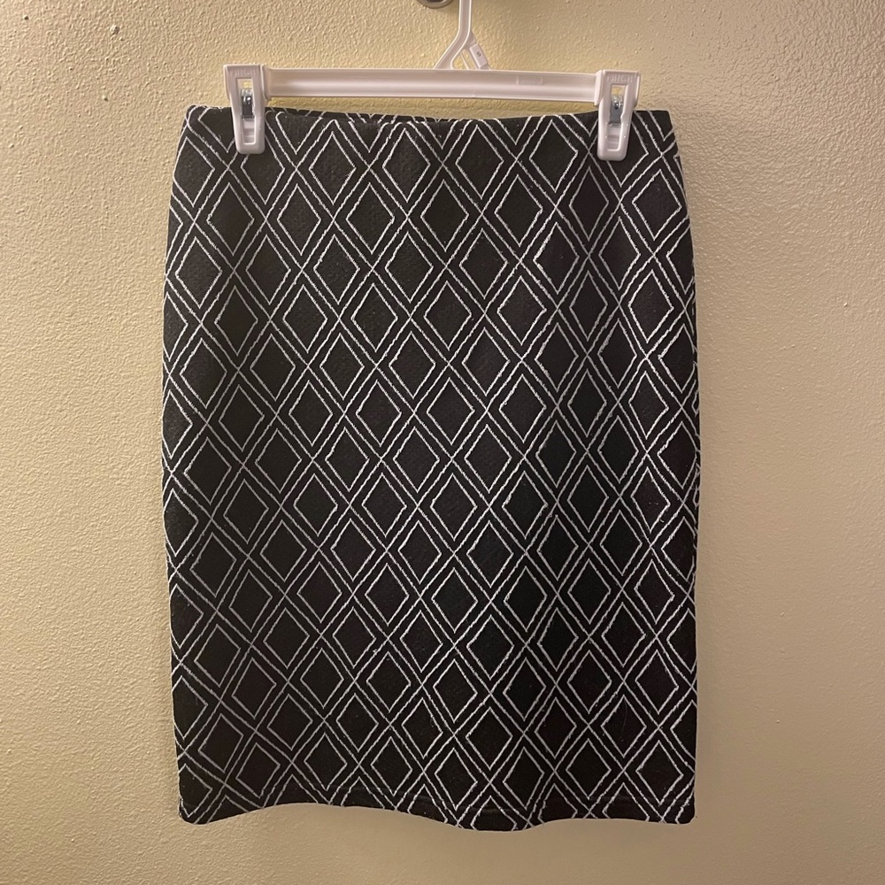 Cute and classic RD style diamond patterned pencil skirt